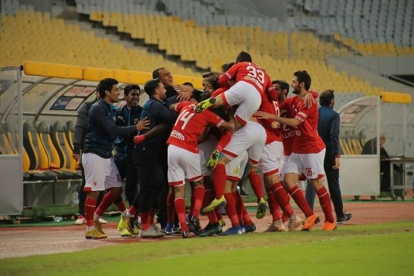 لاعبو الأهلي