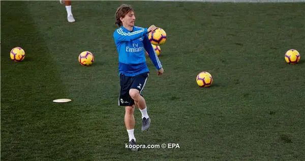 ?i=epa%2fsoccer%2f2019-02%2f2019-02-02%2f2019-02-02-07337893_epa