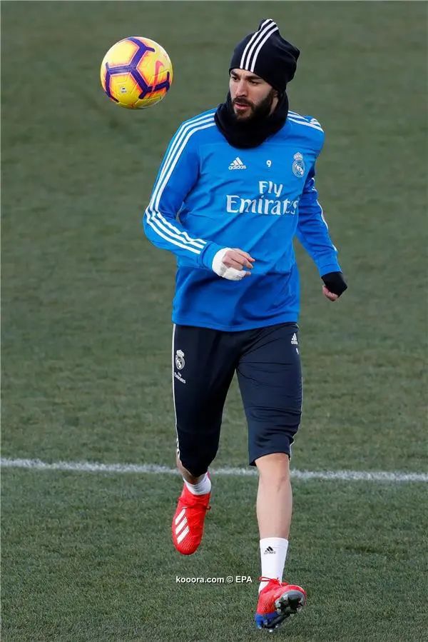 ?i=epa%2fsoccer%2f2019-02%2f2019-02-02%2f2019-02-02-07337884_epa