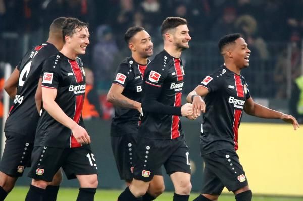 لاعبو باير ليفركوزن