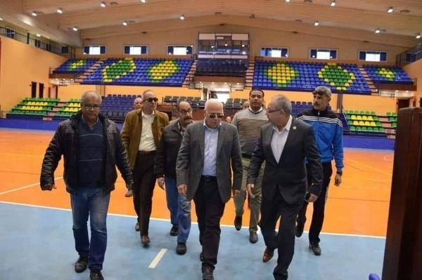 مسئولو اتحاد اليد المصري يتابعون الصالات