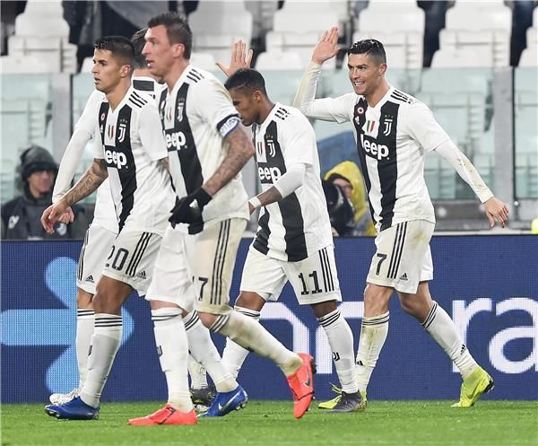 لاعبو يوفنتوس