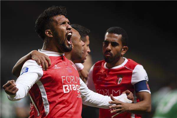 لاعبو سبورتنج براجا