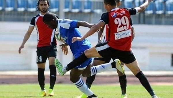 من مباراة سابقة بين الفريقين