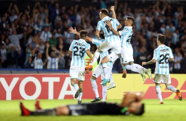 لاعبو راسينج كلوب - أرشيفية