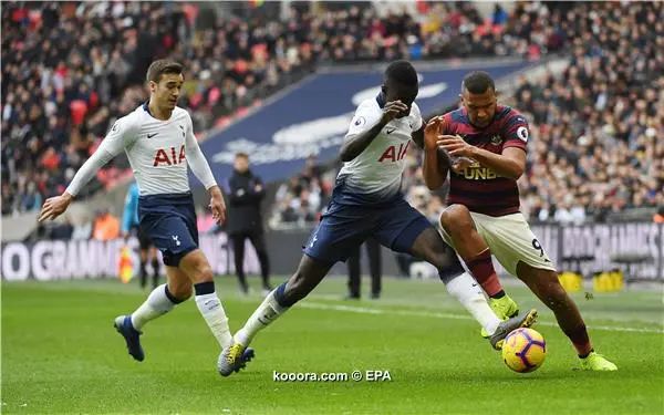 ?i=epa%2fsoccer%2f2019-02%2f2019-02-02%2f2019-02-02-07338745_epa