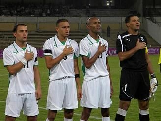 أحمد سعد صاحب الهدف .. الثاني من اليمين