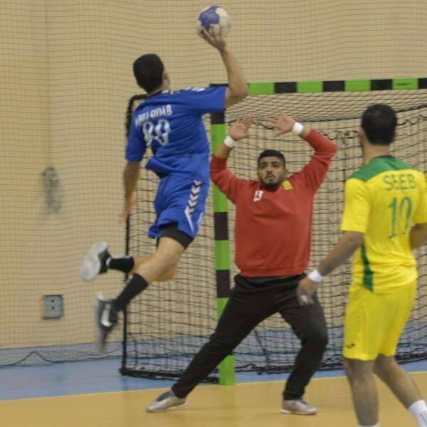 من دوري اليد 