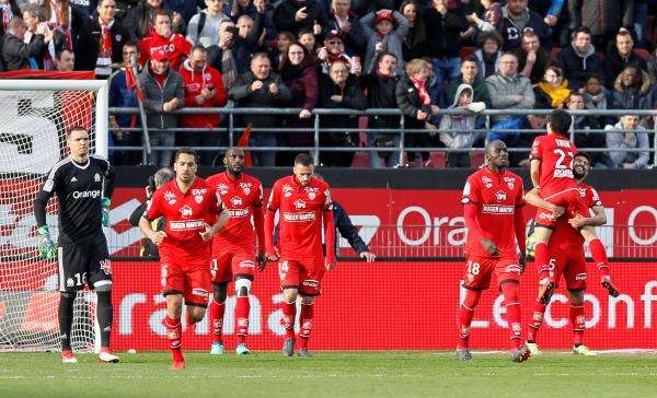 لاعبو ديجون