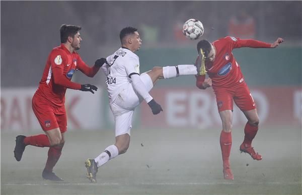 من لقاء هايدنهايم و ليفركوزن