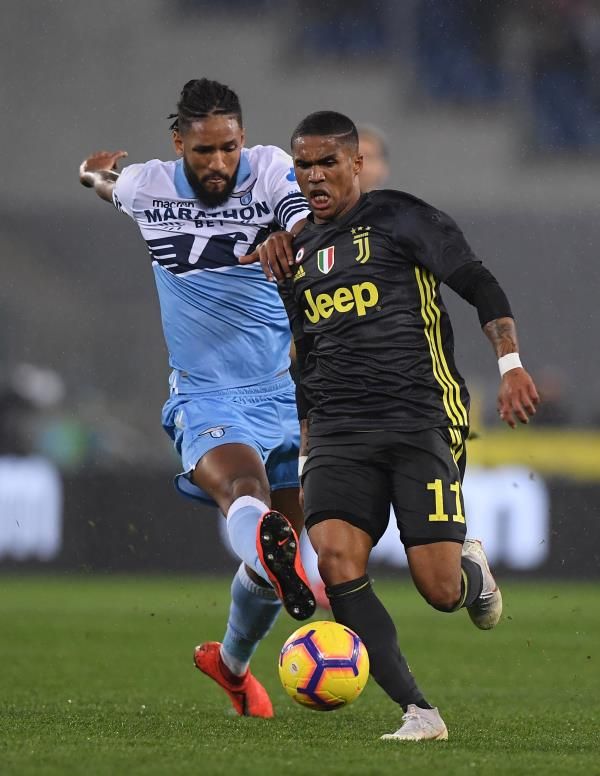 دوجلاس كوستا