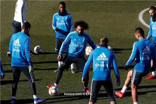 ?i=epa%2fsoccer%2f2019-02%2f2019-02-05%2f2019-02-05-07344973_epa