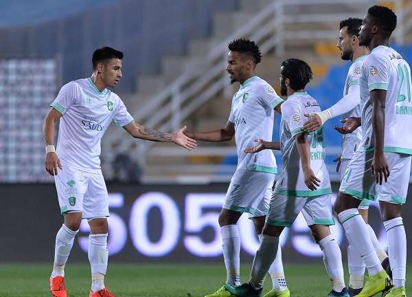 لاعبو أهلي جدة