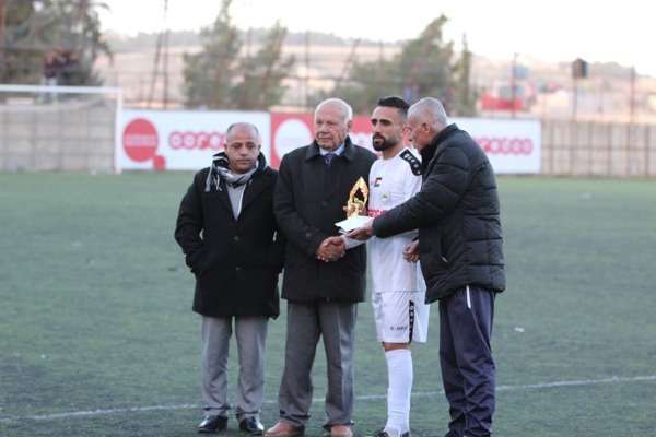 من تكريم أحمد ماهر