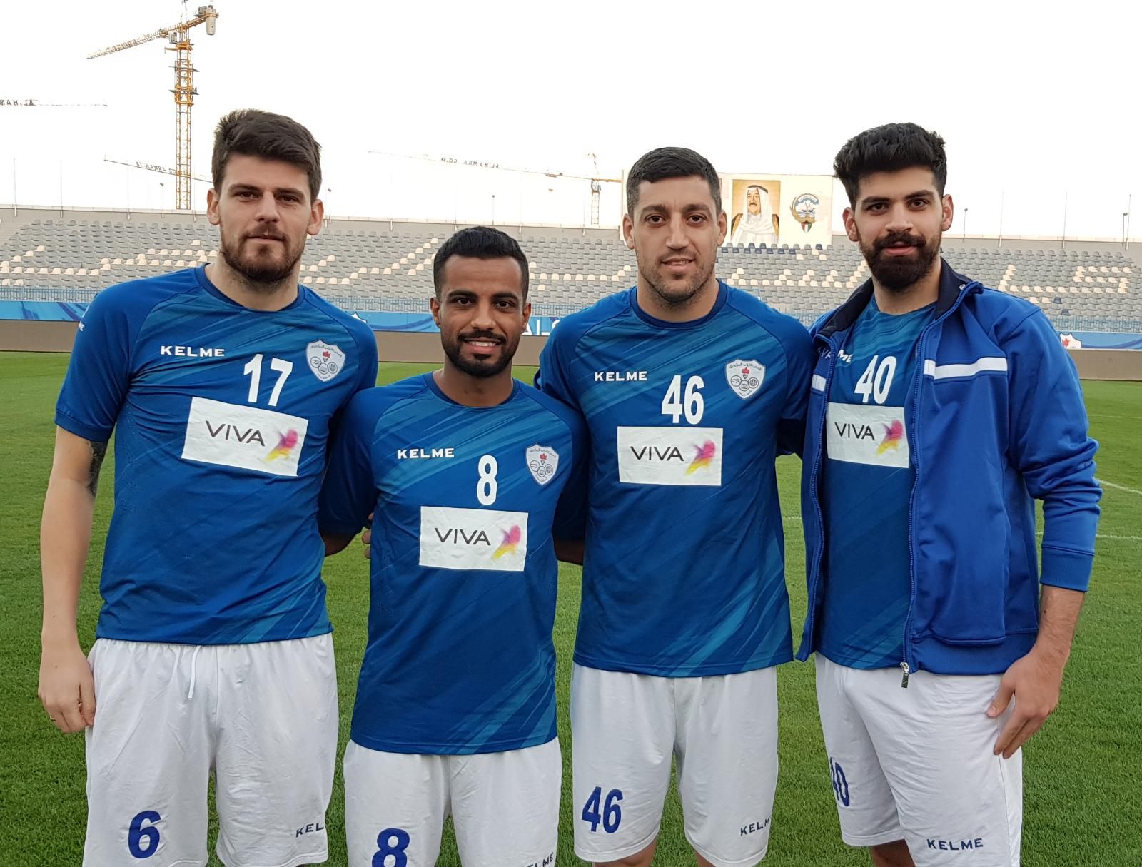 الباذر مع لاعبي الشباب