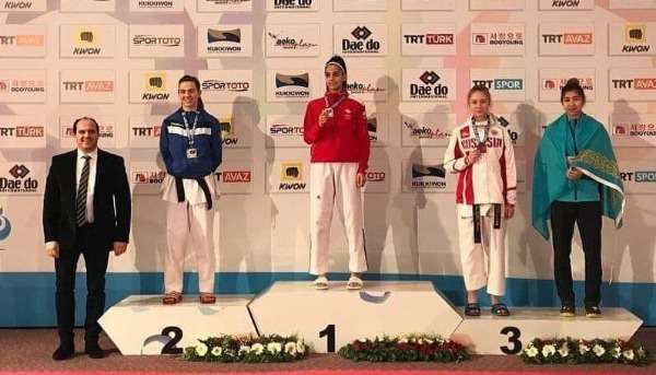 من تتويج الحميدي