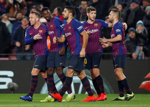 لاعبو برشلونة