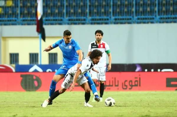 من مباراة الزمالك والنجوم