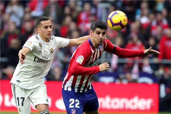 لوكاس فاسكيز في صراع مع موراتا