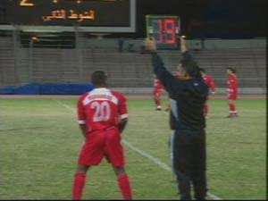 حسن زاهر المحترف العماني في اول ضهور له مع المحرق