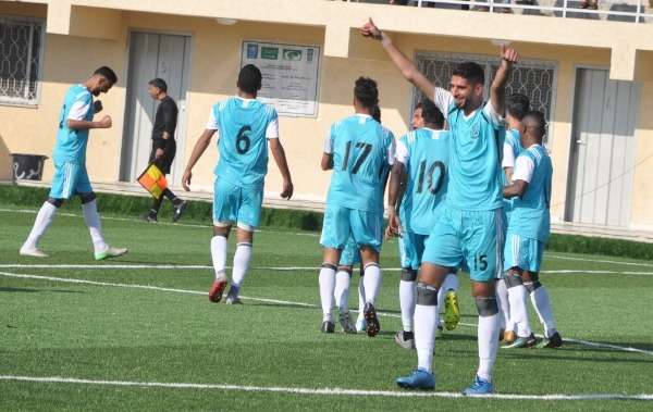 فرحة لاعبي الشاطئ
