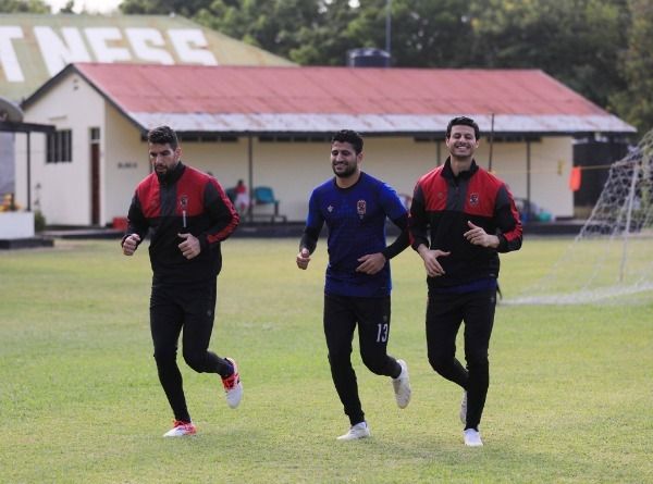 ثلاثي حراسة المرمي في الأهلي