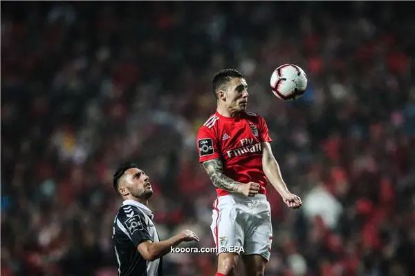 ?i=epa%2fsoccer%2f2019-02%2f2019-02-10%2f2019-02-10-07359821_epa