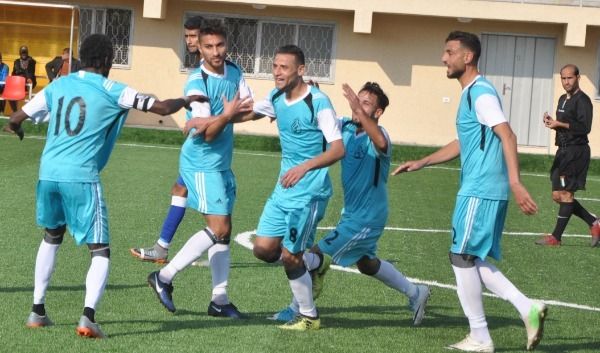 سليمان العبيد يحتفل بالهدف الثالث