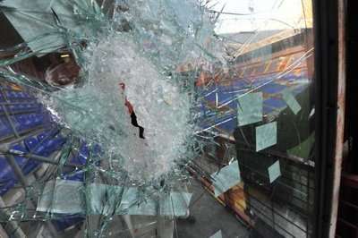 مشهد لملعب لويجي فيراريس بعد عمليات العنف