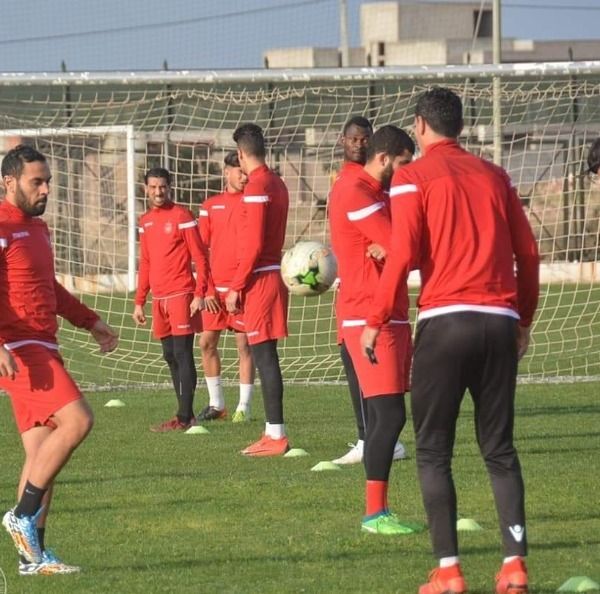 لاعبو النجم الساحلي