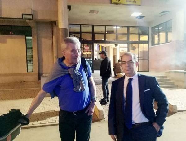 من وصول البعثة