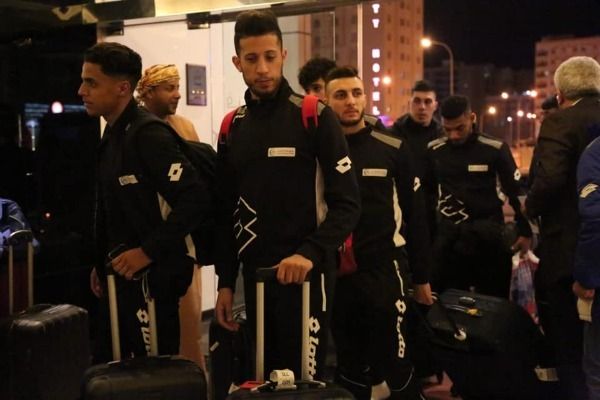 من وصول فريق الهلال إلى عُمان