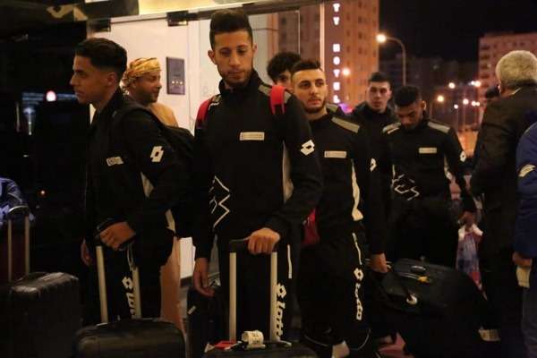 من وصول فريق الهلال إلى عُمان