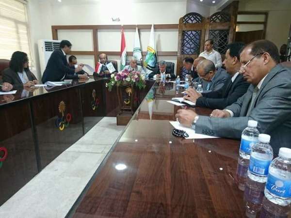 أحد الاجتماعات