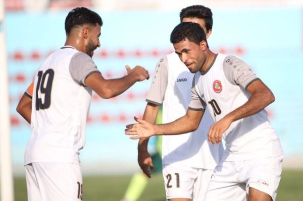 لاعبو الكهرباء