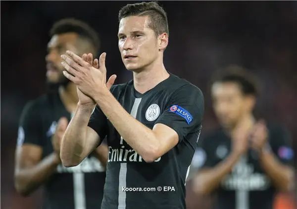 ?i=epa%2fsoccer%2f2018-09%2f2018-09-18%2f2018-09-18-07031213_epa