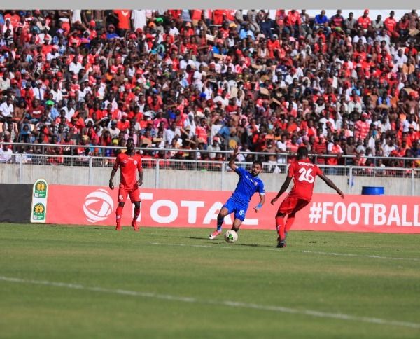 من لقاء الأهلي وسمبا