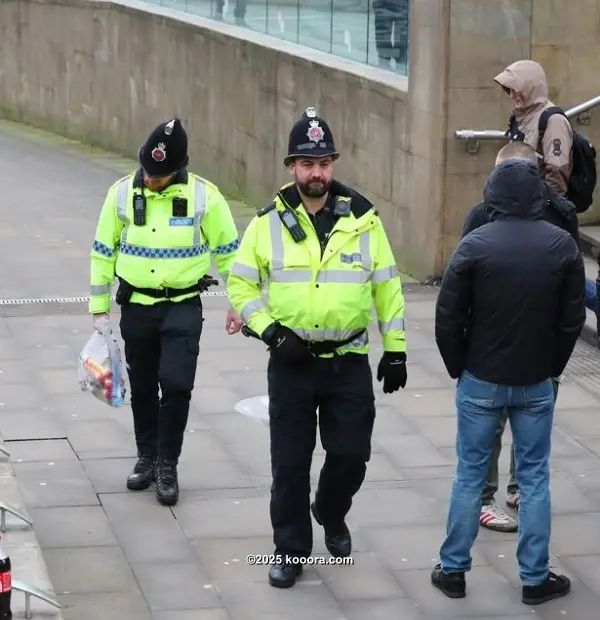 ?i=corr%2f105%2fkoo_105952