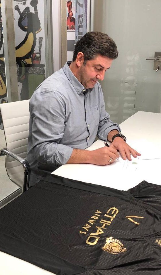 روي فيتوريا