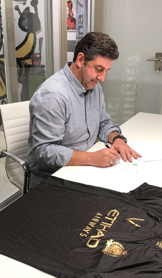 روي فيتوريا