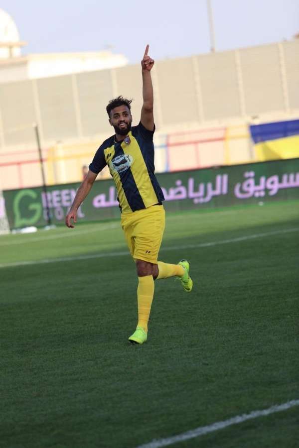 فرحة لاعب الحزم