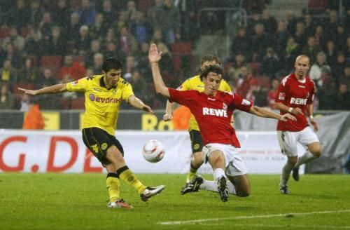 2010-10-15t210434z_01_ina23_rtridsp_3_soccer-germany_reuters