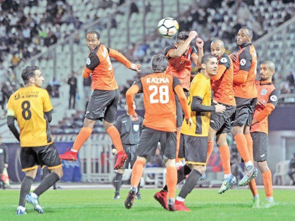 جانب من لقاء سابق بين الفريقين