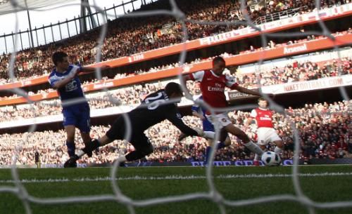 2010-10-16t161703z_01_edy05_rtridsp_3_soccer-england_reuters