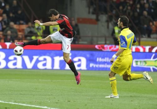 2010-10-16t174610z_01_rom101_rtridsp_3_soccer-italy_reuters