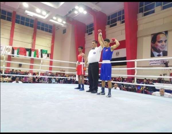 أثناء تتويج منتخب تونس للملاكمة بالقاهرة