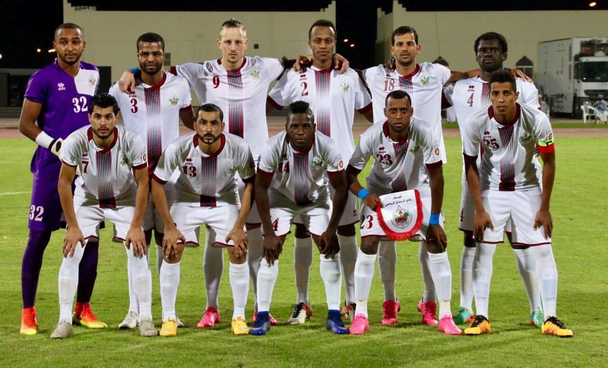 لاعبو الرستاق