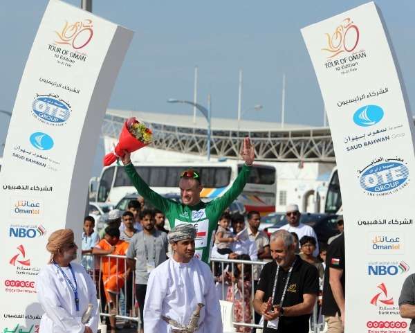 جانب من التتويج