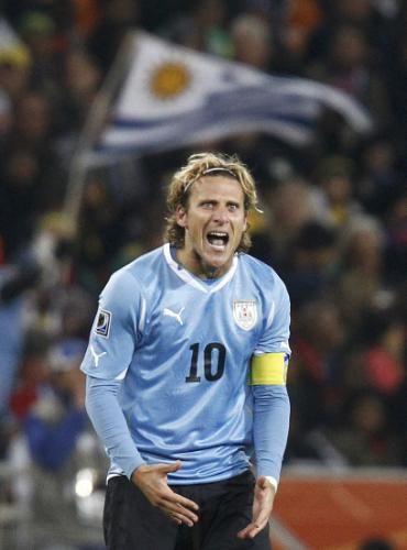 2010-07-02t195734z_01_wcb171_rtridsp_3_soccer-world_reuters