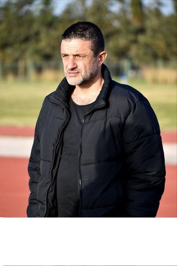 علي نجيب 
